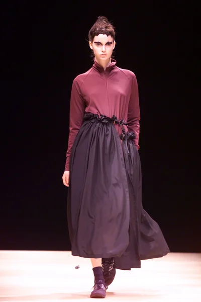 Look 28